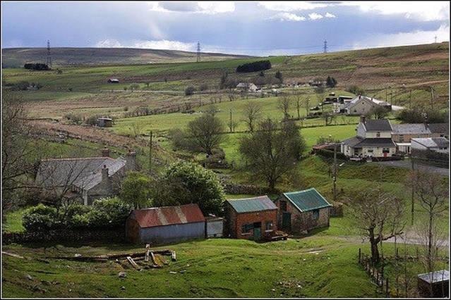 Wales' Highest Village - The Chartist Cottage - Trefil Tredegar エクステリア 写真